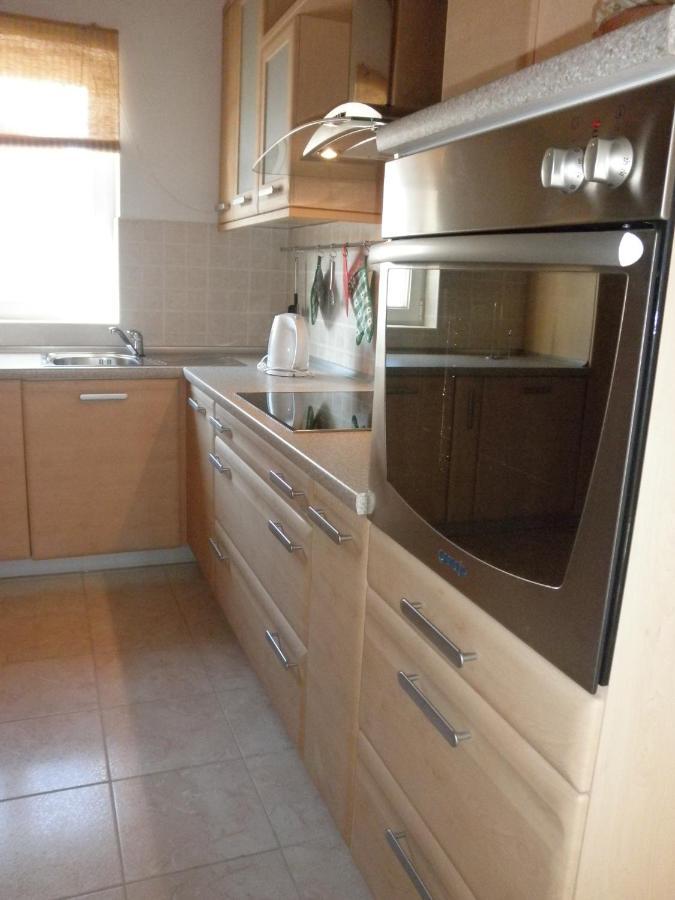 Apartment Preka Palit Luaran gambar