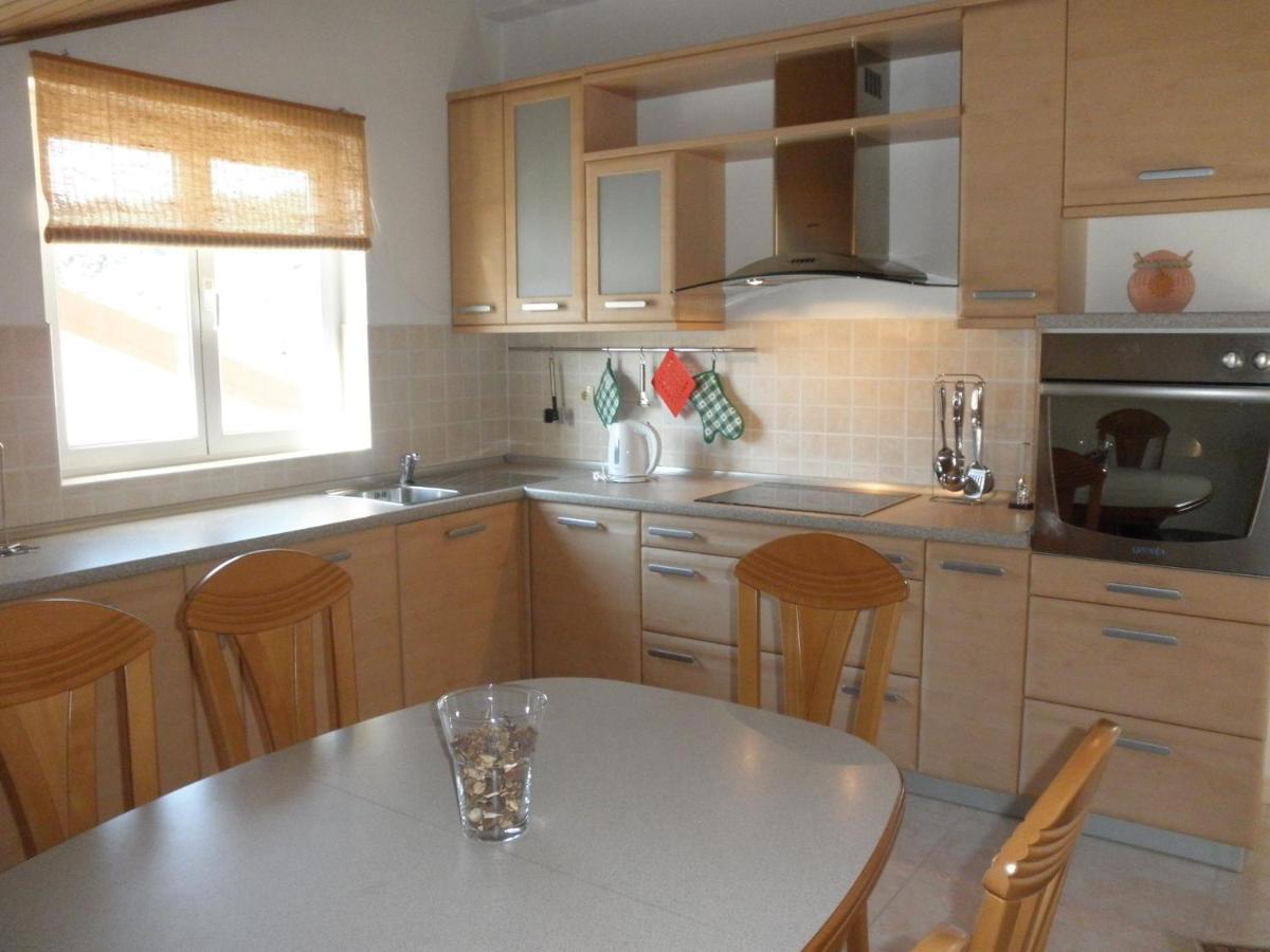 Apartment Preka Palit Luaran gambar