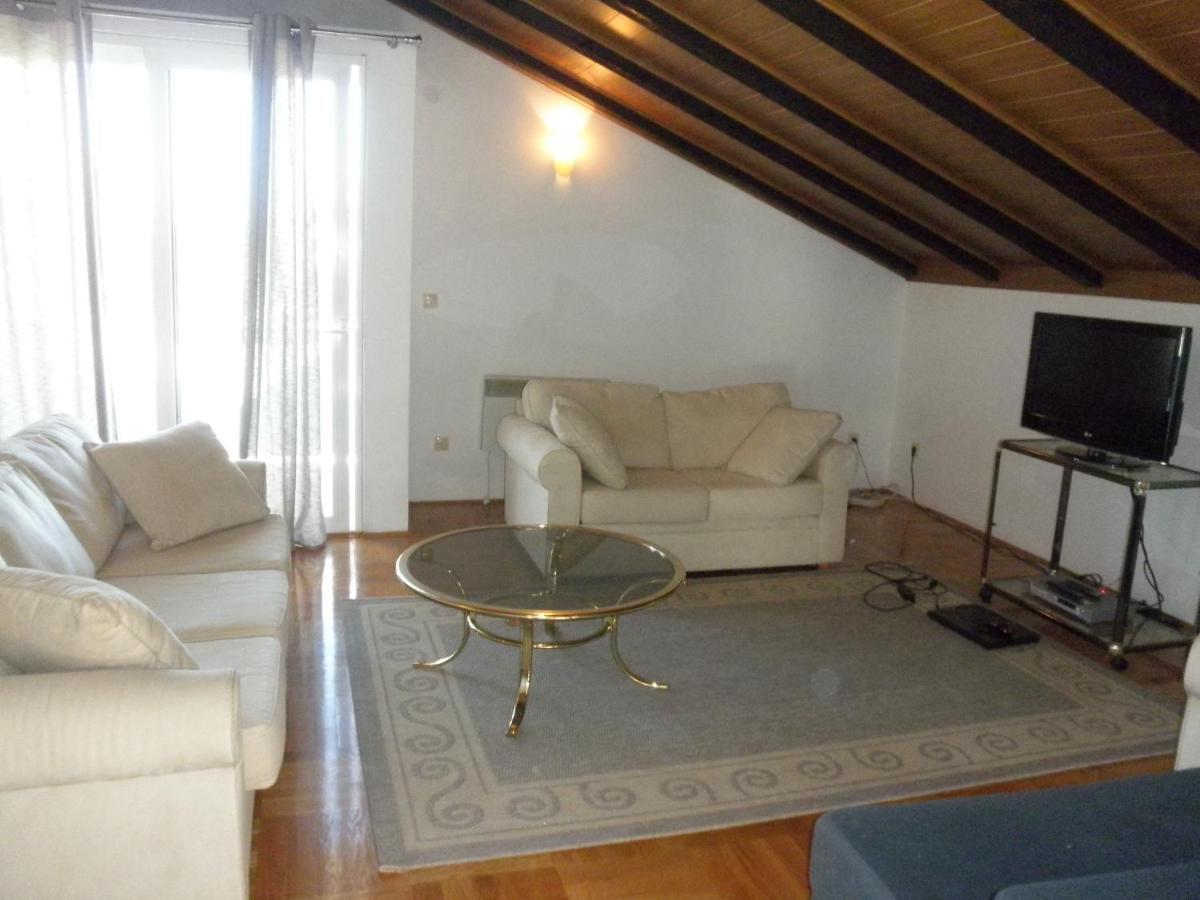 Apartment Preka Palit Luaran gambar