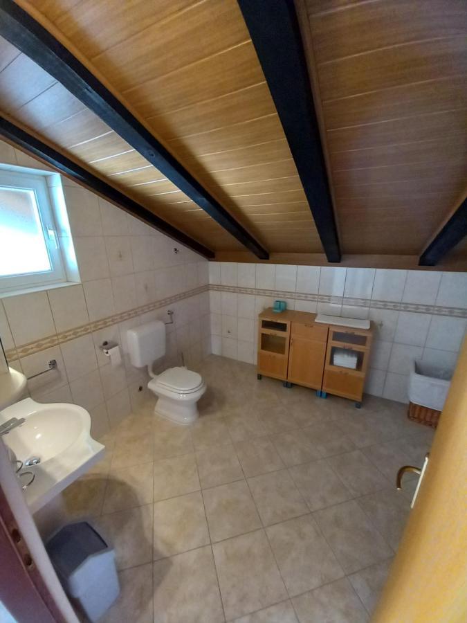 Apartment Preka Palit Luaran gambar