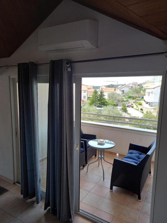 Apartment Preka Palit Luaran gambar