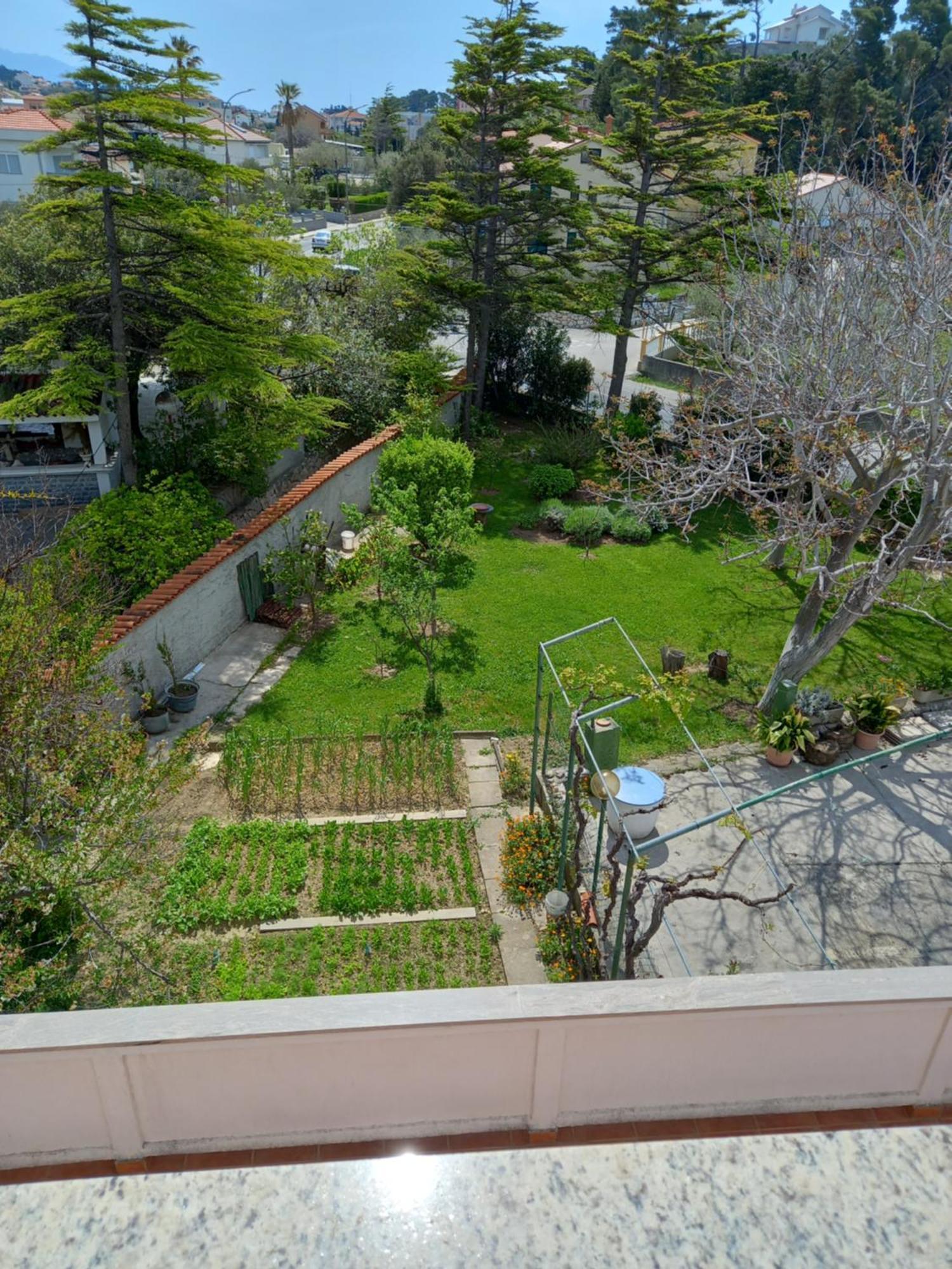 Apartment Preka Palit Luaran gambar